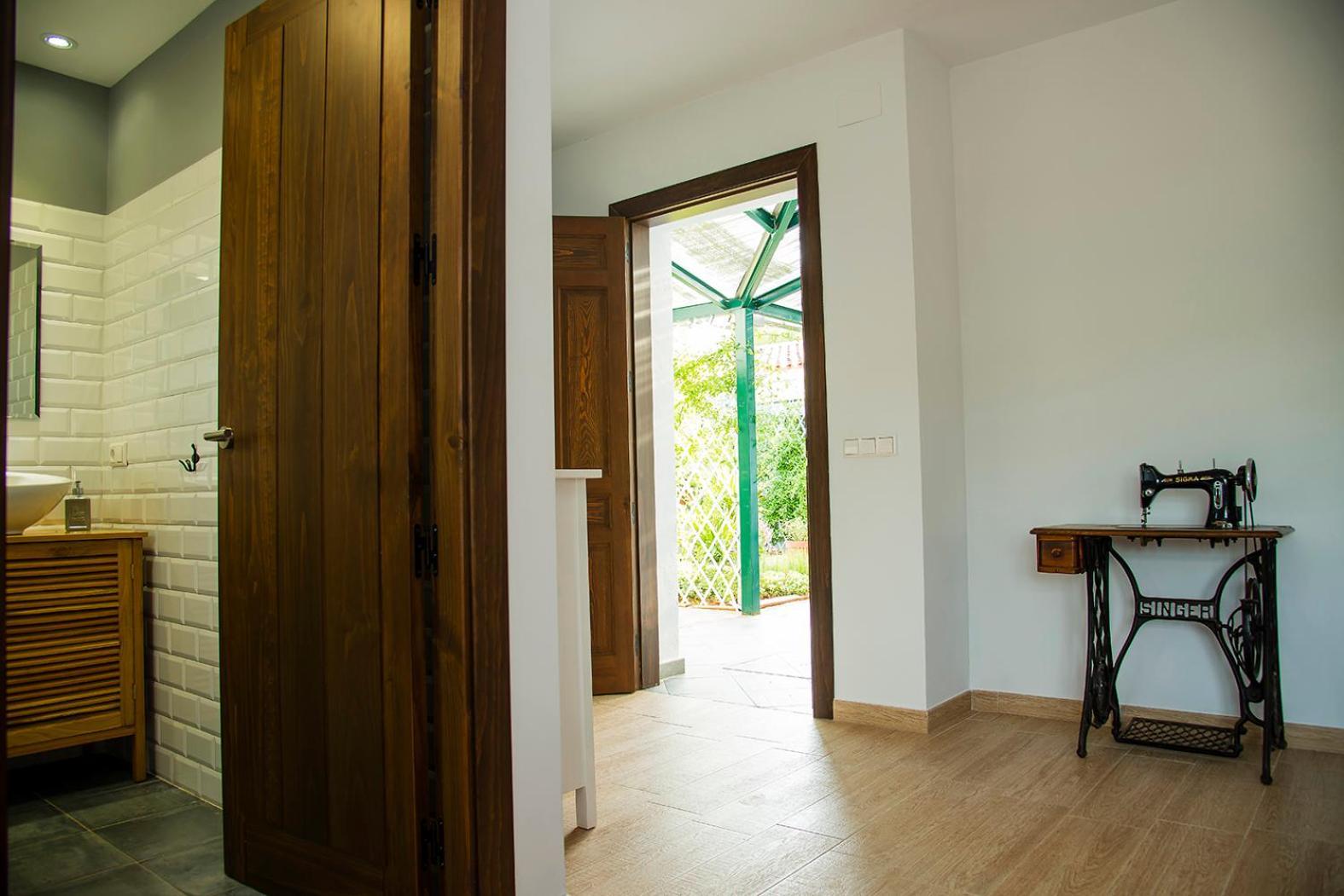 B&B Masia Aitona Vall dʼAlba Εξωτερικό φωτογραφία